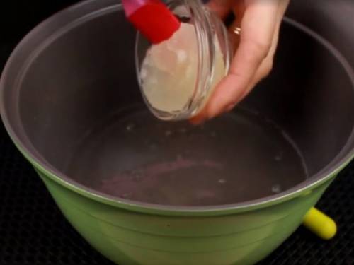 Глазурь для пасхального кулича - простые рецепты с яйцом и без