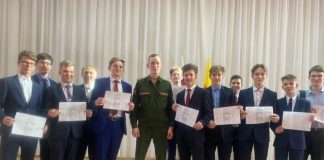 Всероссийский Проект «Классные встречи»: интересные беседы с настоящими защитниками Отечества Всероссийский Проект «Классные встречи»: интересные беседы с настоящими защитниками Отечества