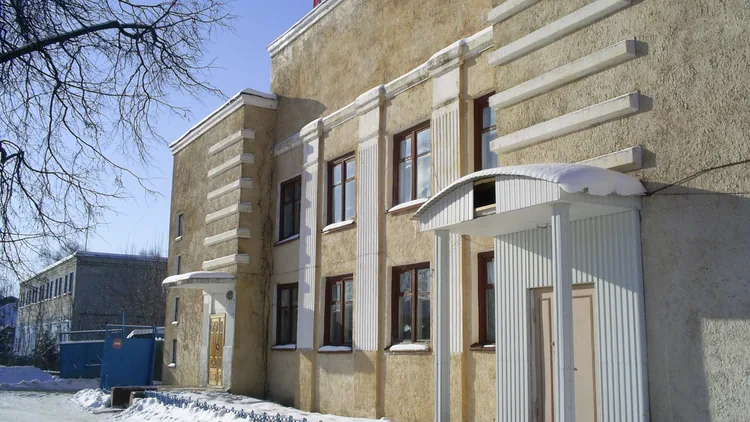 Административное здание на улице Ленина в Шумерле